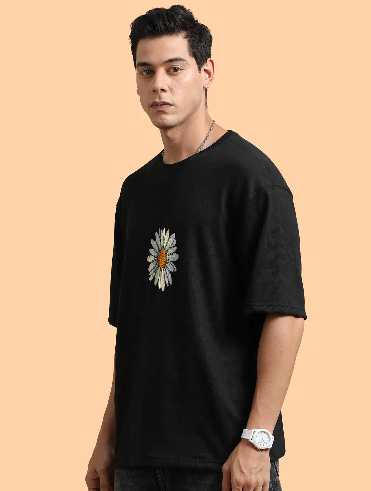 Front Daisy Graphic T Shirt Floral Print Tee image 4