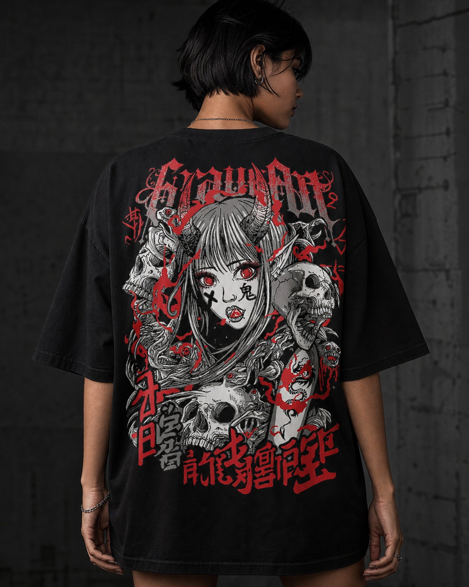 Grow Girl Manga Horror Oversized T-Shirt black oversized T-shirt back hero